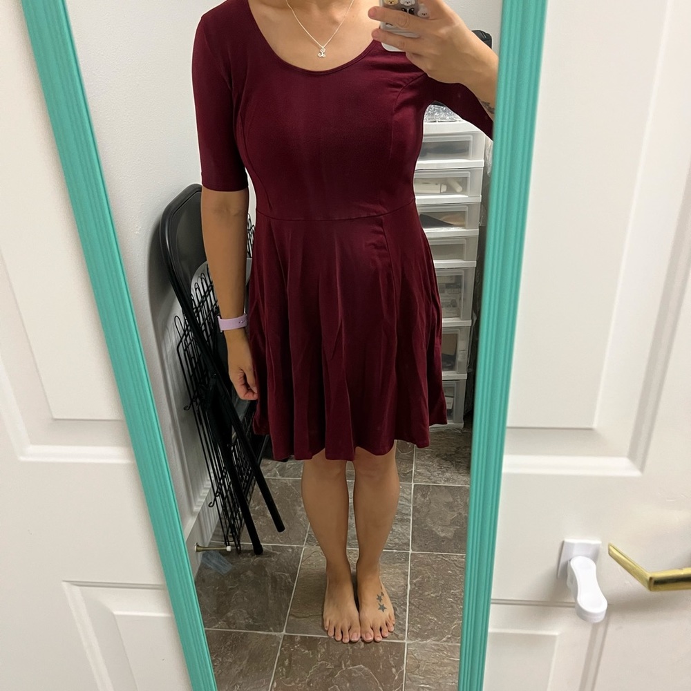H&M Maroon half sleeve dress